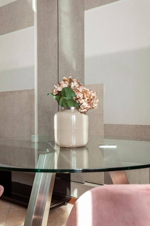 Exquisite Stay Vannucci- Porta Romana Milan Bagian luar foto